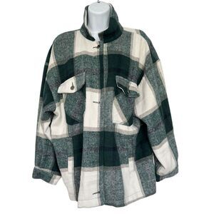 She & Sky Women’s Green Plaid Flannel Button Down Jacket Long Sleeve Pockets Lar